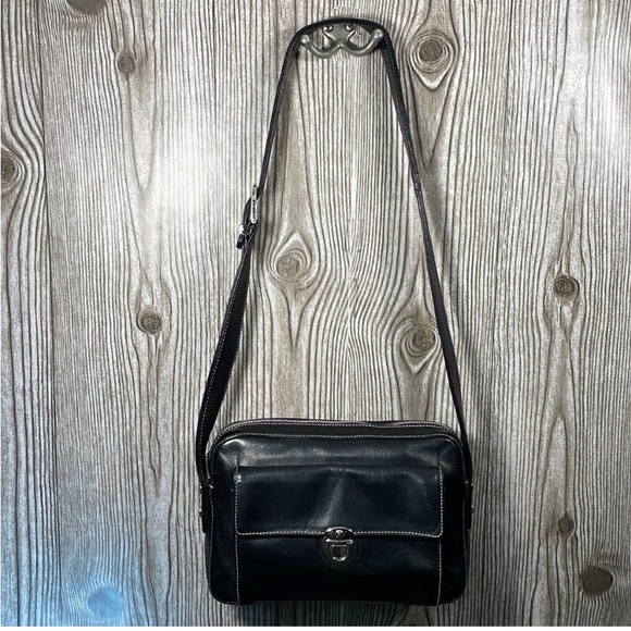 Perlina Black Leather Handbag - Picture 7 of 16